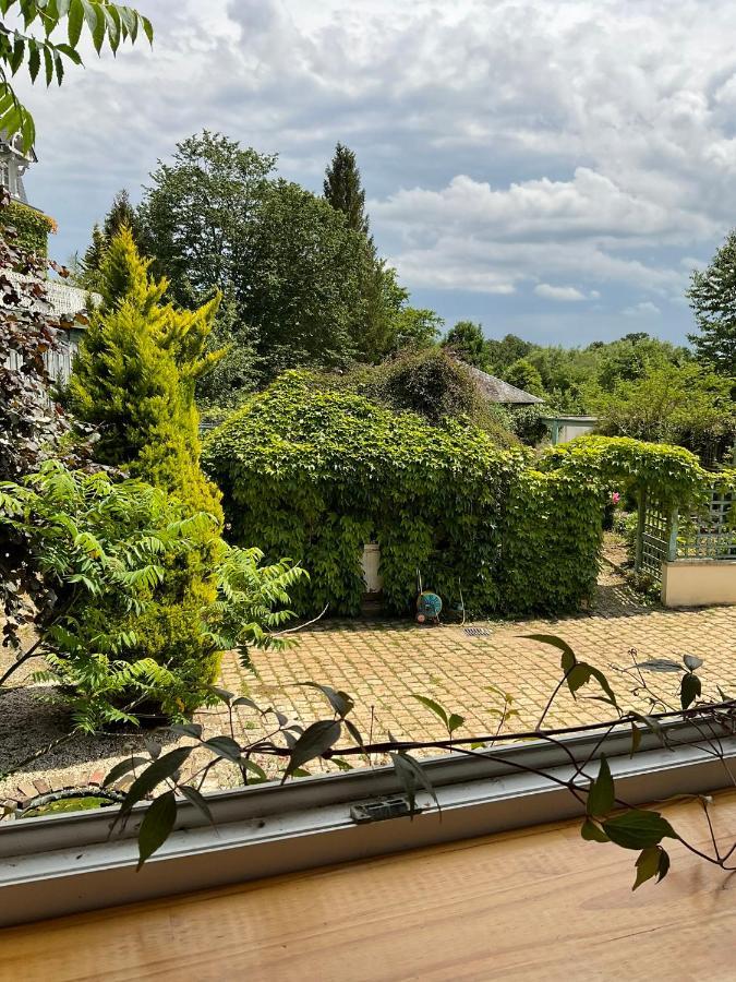 Le Glycine A Manoir Sainte Cecile Leilighet Juvigny-Val-d'Andaine Eksteriør bilde