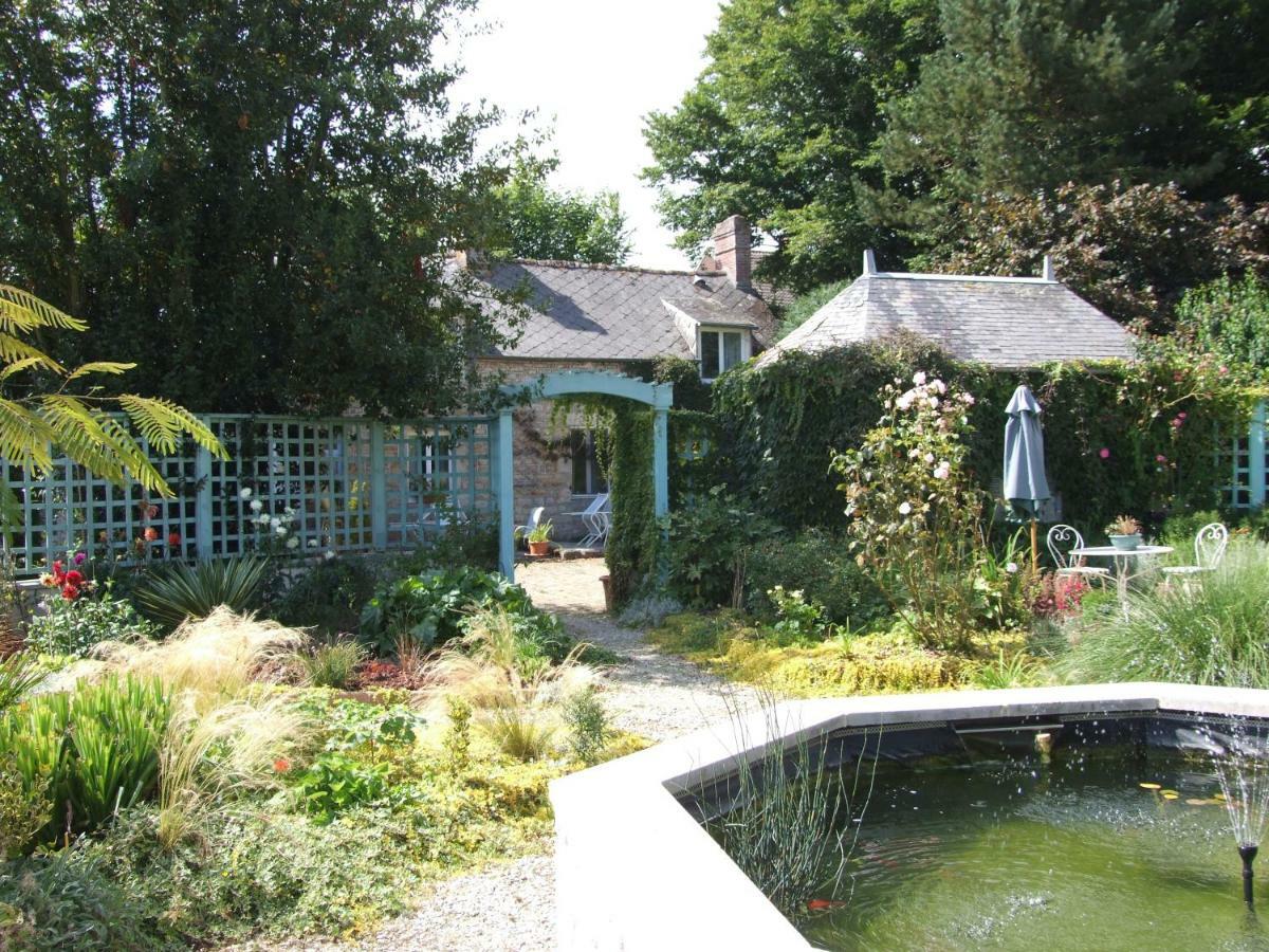 Le Glycine A Manoir Sainte Cecile Leilighet Juvigny-Val-d'Andaine Eksteriør bilde